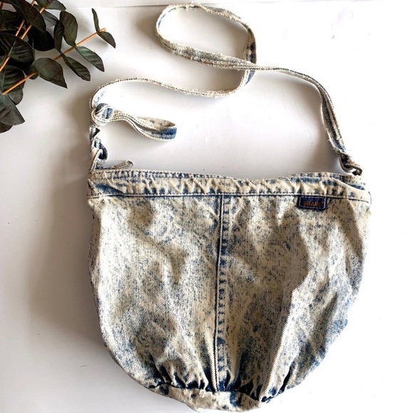 Vintage Handbags - Vintage 90’s Acid Wash Denim Shoulder Bag